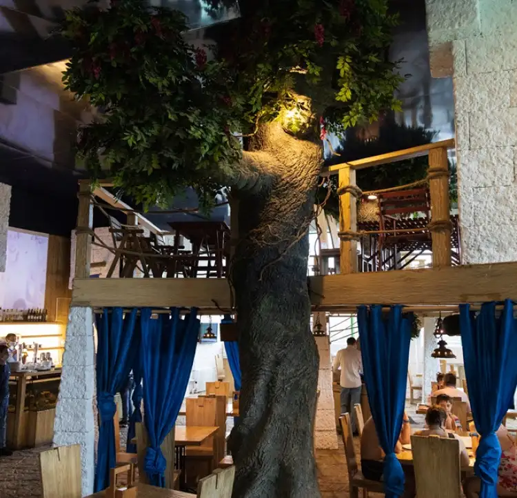 Вкусный обед в древнем городе! Приглашаем в ресторан «КипроS» в аквапарке «Ква-Ква парк»!